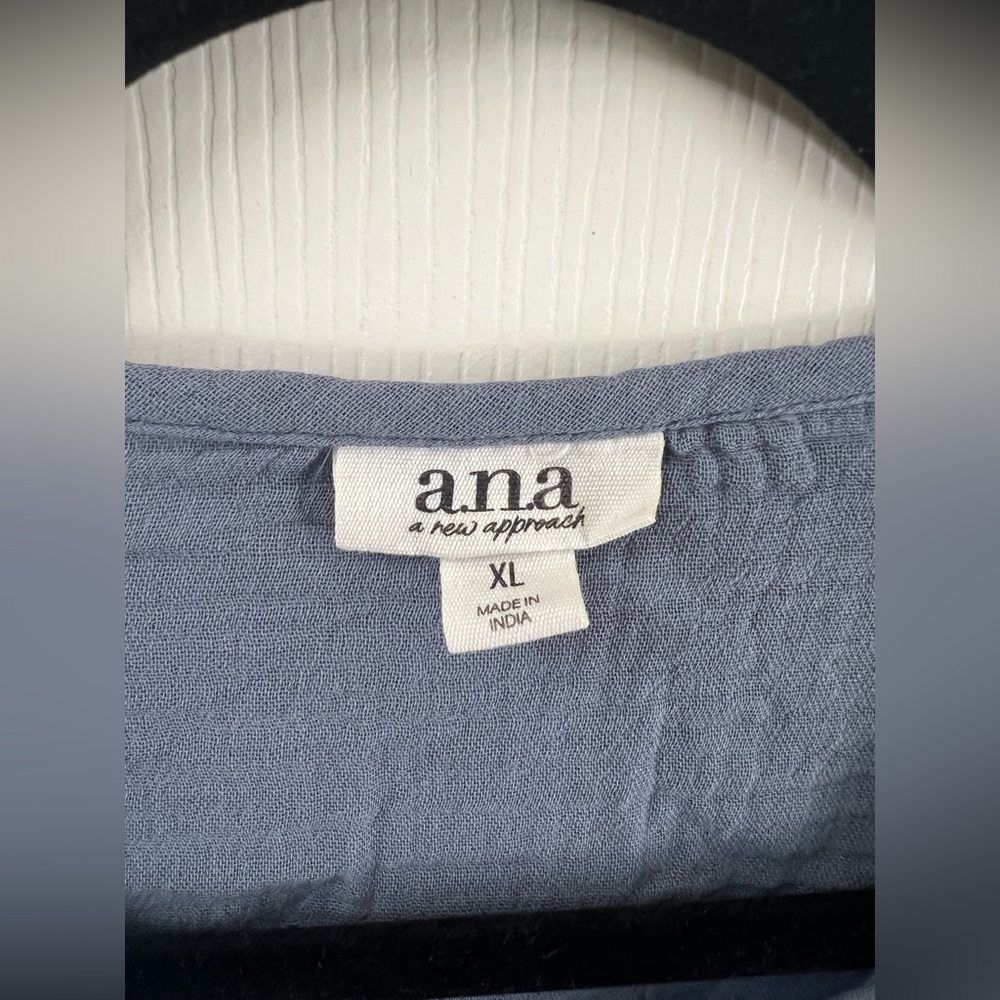 NWT a.n.a peasant top…blue…size XL. - Picture 3 of 9